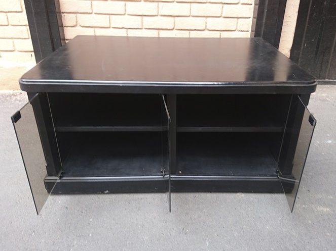 Mueble rack para TV Grande Bajo color negro / Usado